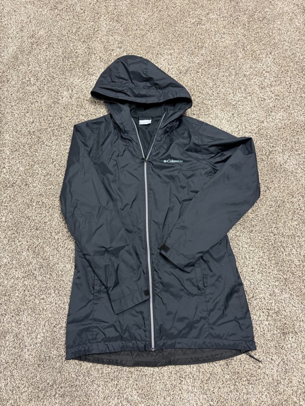 Columbia Women's Black Hooded Raincoat